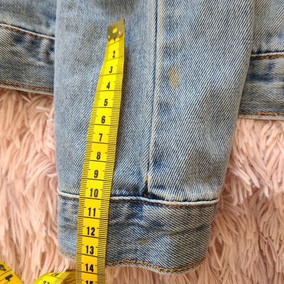 S Forever 21 Jean Jacket with faux fur trim - Picture 10 of 14